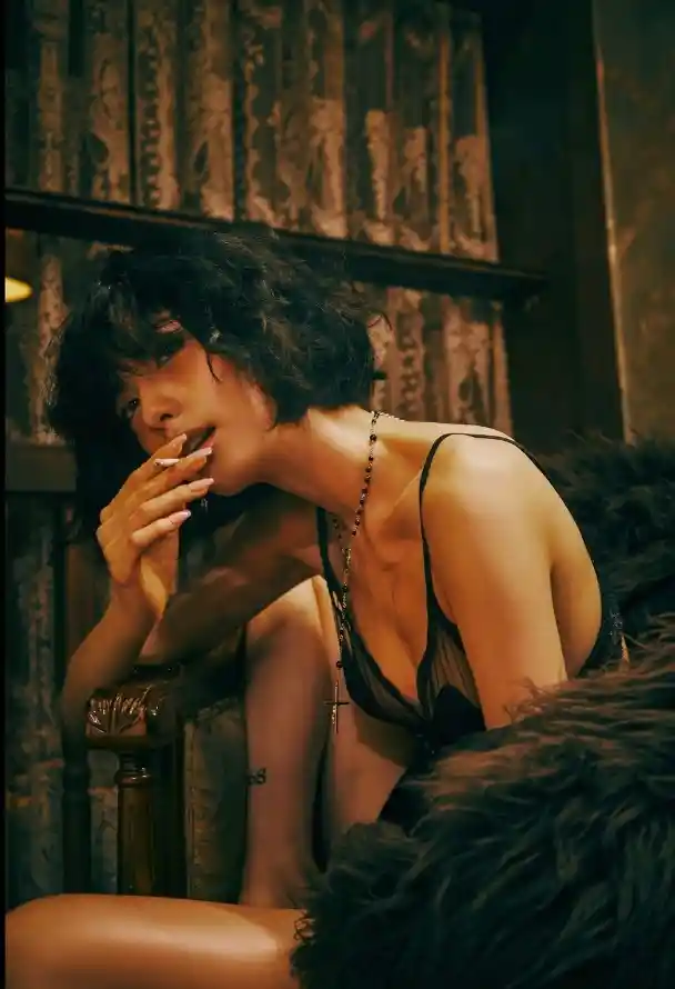免费免费啪视频在线播放_巨爆乳寡妇中文无码_久久久久久精品免费免费直播
