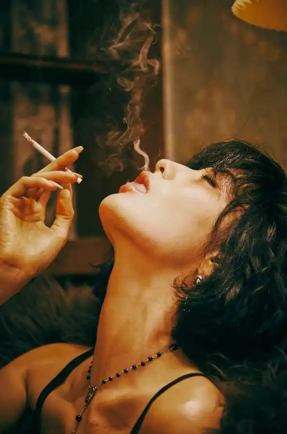 免费免费啪视频在线播放_巨爆乳寡妇中文无码_久久久久久精品免费免费直播